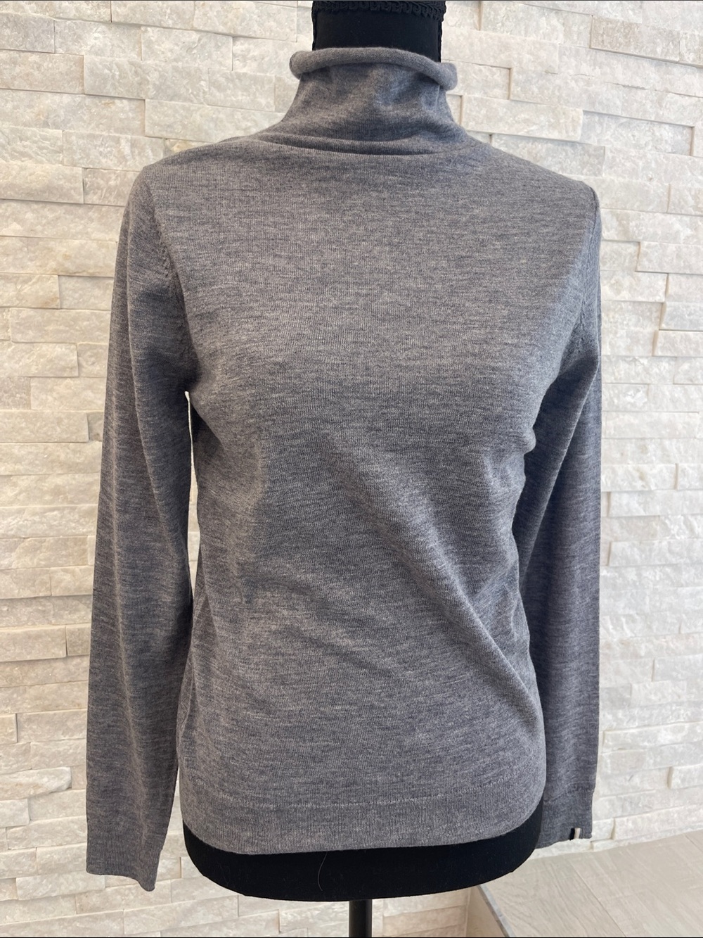Women's Gray Turtleneck Sweater - Lightweight Long Sleeve